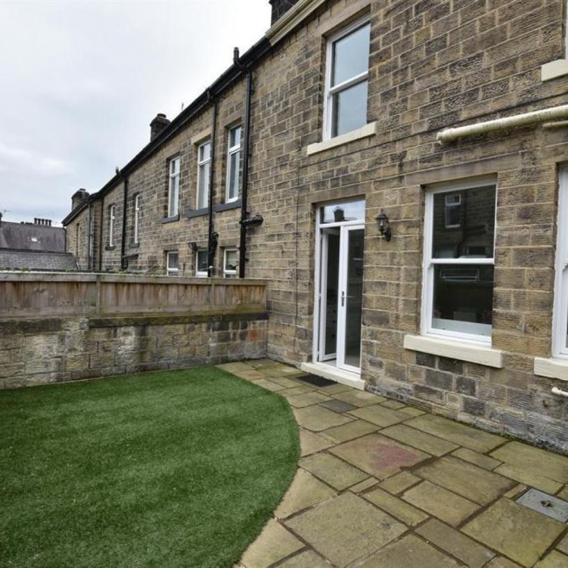 Skipton Road, Silsden, BD20 - Photo 1