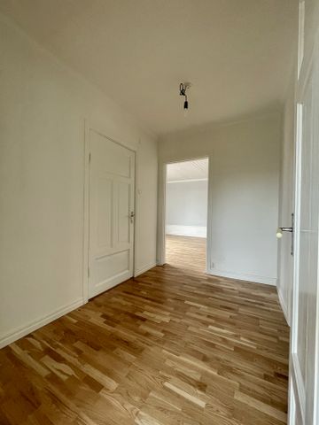 Nyborgsvägen, Rimbo - Photo 2