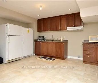 Property For Lease | W9237504 - Photo 6