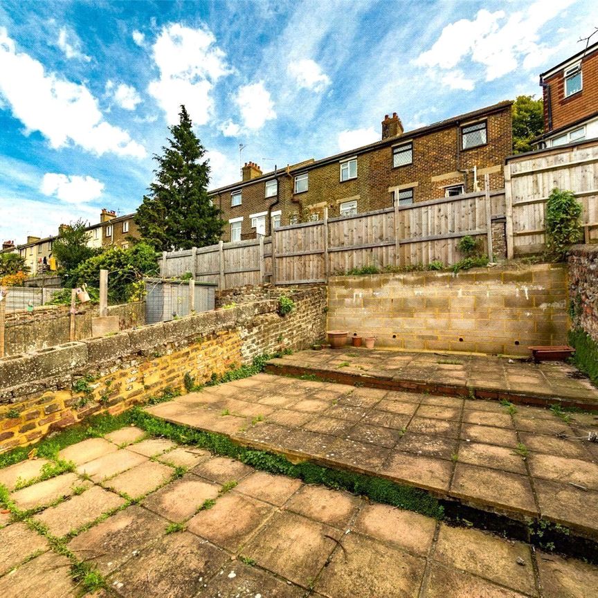 1 bedroom property to rent - Photo 1