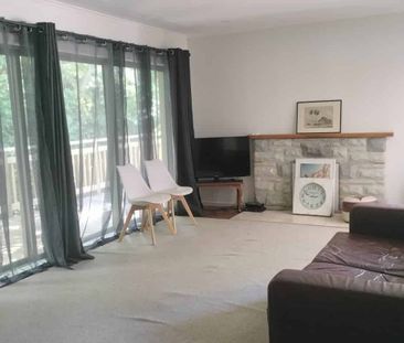 Cosy 3 Bedroom home - Photo 2