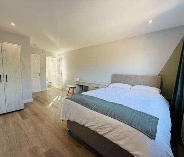 Buckingham Road, OX26 - Photo 1