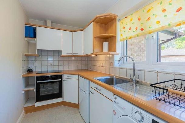 Ludlow Road, Maidenhead, SL6 - Photo 1