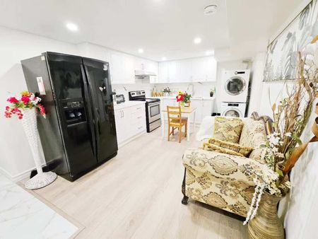 For Lease - 28 Castle Harbour Lane, Markham, Ontario - Photo 4