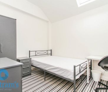 2 bed Apartment for Rent - Photo 6