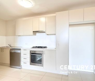 Convenient & Modern One Bedroom Apartment - Photo 4