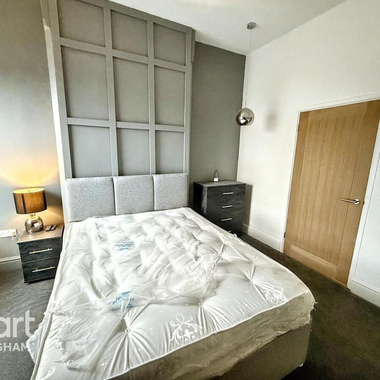 1 bedroom in a house share to rent - Photo 1