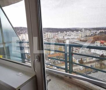 Apartament de 2 camere, 63 mp, decomantat, zona Penny - Photo 1
