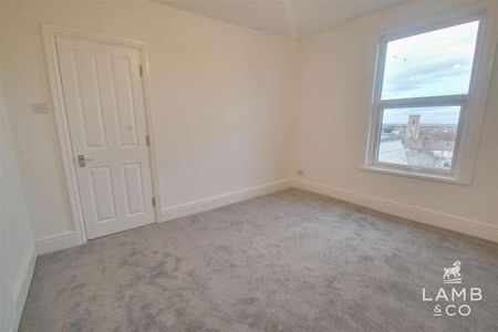 The Parade, CO14 - Photo 5