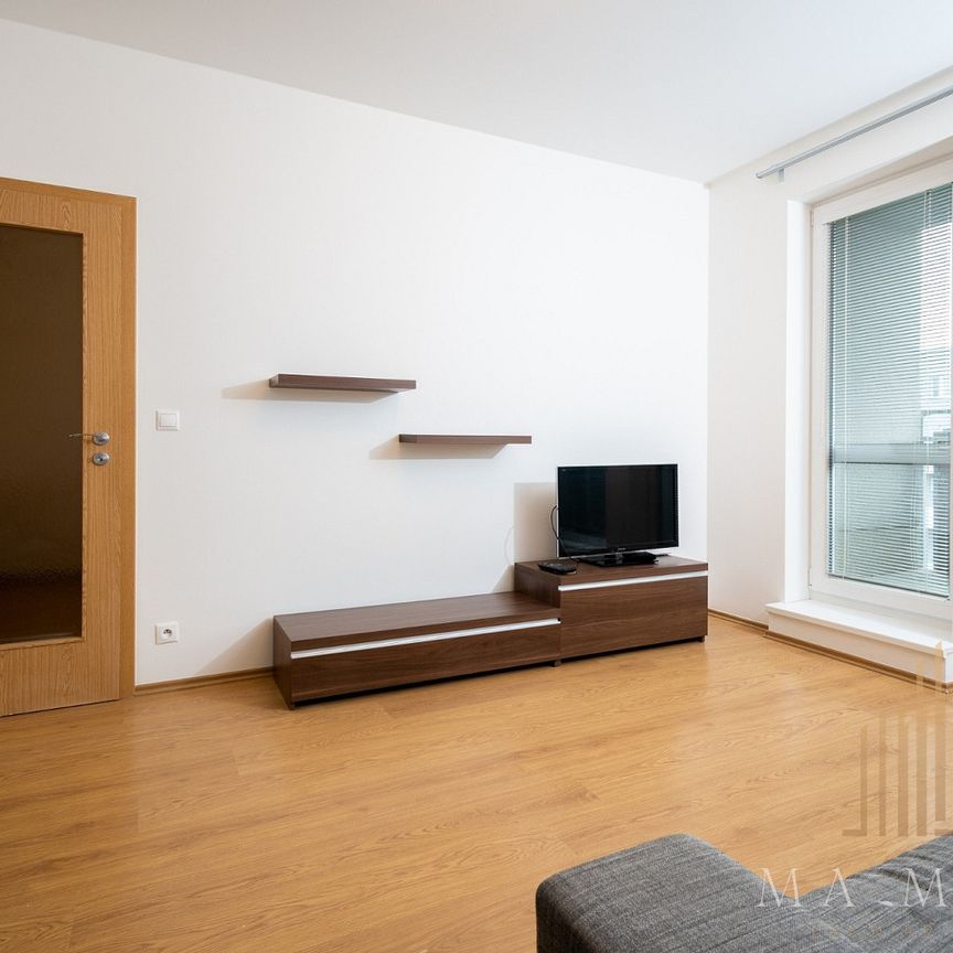 Pronájem bytu 2+kk 45 m² - Photo 1