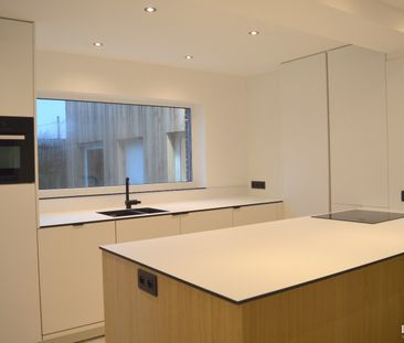 Gerenoveerde woning met tuin, garage en 3 slaapkamers in Bellegem - Photo 4