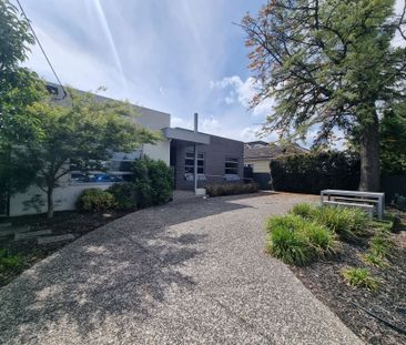 Room Accommodation- All Bills Included* - Photo 6