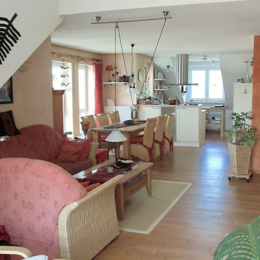 56179 Vallendar:Helle 3-ZKB-Wohnung mit Balkon & Garage in ruhiger Lage von Vallendar - Photo 1