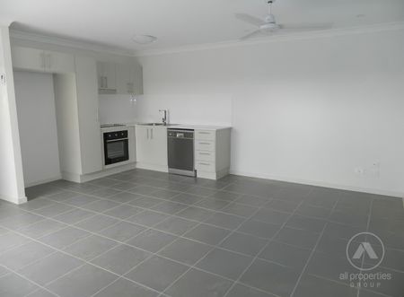 Modern, Low-Maintenance Living in a Convenient Marsden Location - Photo 4