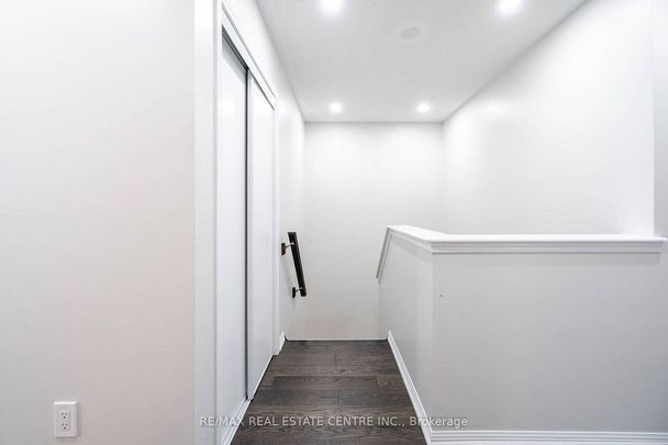 For Lease - 989 Farmstead Drive, Milton, Ontario - Photo 1