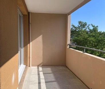 Location Appartement 3 pièces 67m² BRIGNOLES 83170 - Photo 4