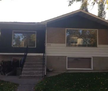 Spacious & Cozy Bridgeland Main Floor with NEW kitchen, hardwood, &... - Photo 1