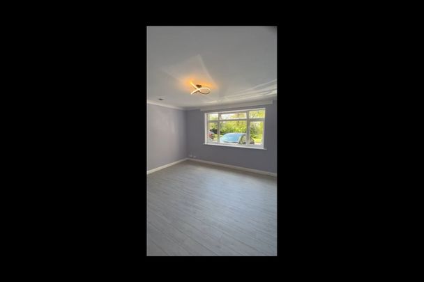 2 Bed Flat, Waldronhyrst, CR2 - Photo 1