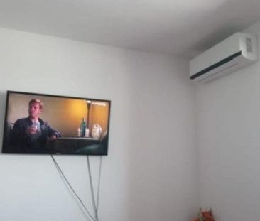 Baba Novac, de inchiriat garsoniera, mobilata, termen lung, 350€ - Photo 2