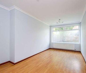 Clevedon Avenue, Urmston, Manchester, M41 - Photo 4