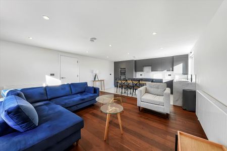 2 bedroom flat to rent - Photo 2