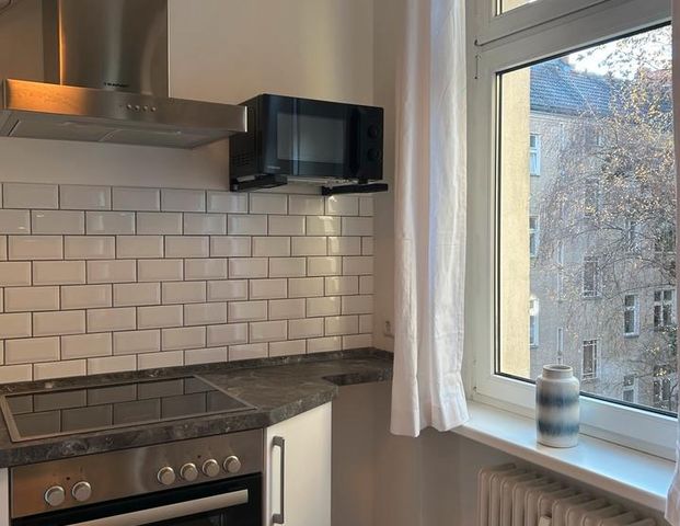 Ab Januar 2026 Möblierte 1-Zimmerwohnung mit Balkon zu vermieten - Photo 1