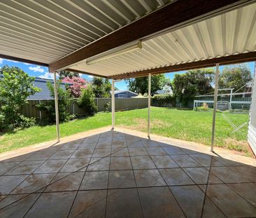 Your Cozy Retreat Awaits! - Photo 2