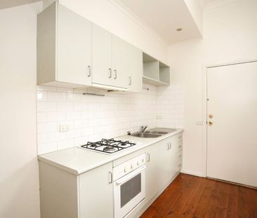 10 Little Bendall Street, Kensington VIC 3031 - Photo 5