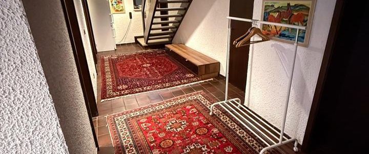 Wunderschöne, möblierte Wonung in einem EFH an 2 Oersinen zu verm - Foto 1