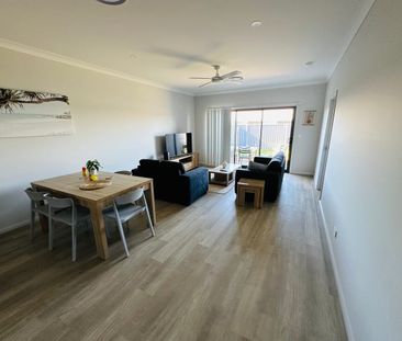 Make Yourself at Home – Affordable Room Near All Essentials - Photo 2