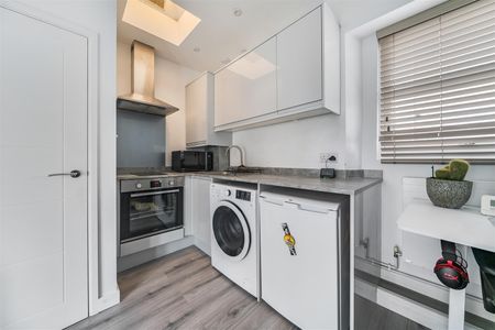 Portland Street, Clifton, Bristol - Photo 2