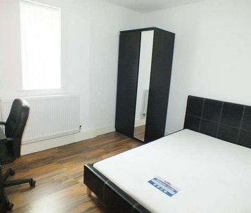 Bawas Place:, Bedroom Alfreton Road, NG7 - Photo 5