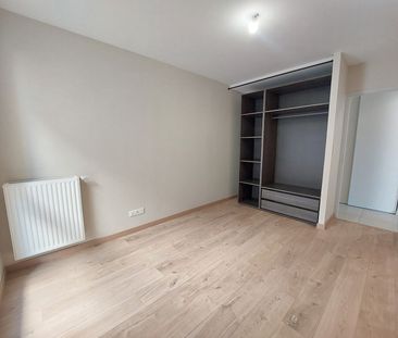 Location Appartement 3 pièces 63m² - Photo 3