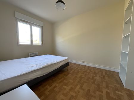 Location Appartement 2 pièces 38m² BOURGES 18000 - Photo 2