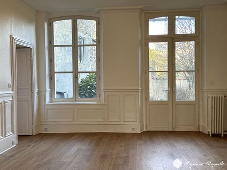 Location Appartement 4 pièces 90m² ST GERMAIN EN LAYE 78100 - Photo 4