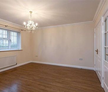 Pintail Drive, Iwade, Sittingbourne, Kent, ME9 - Photo 6