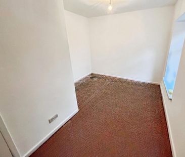 Berw Road, PONTYPRIDD - Photo 6