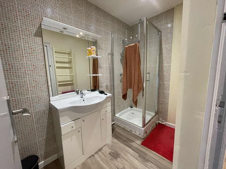 Location Appartement 1 pièce 11m² LA ROCHELLE 17000 - Photo 5