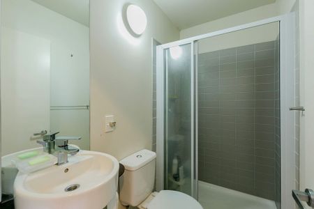 Fully furnished 2Bed,water included in the rent!! - Photo 3