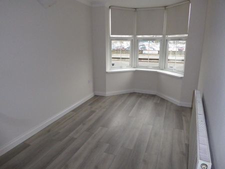 1 bedroom ground floor flat to rent - Photo 2
