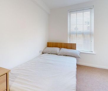 2 bedroom flat to rent - Photo 6