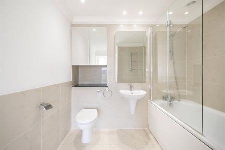 2 bedroom flat in London - Photo 4