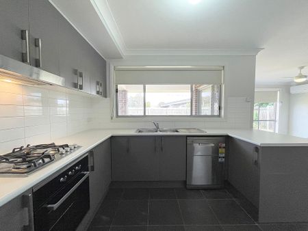 Modern Family Home! - Photo 4