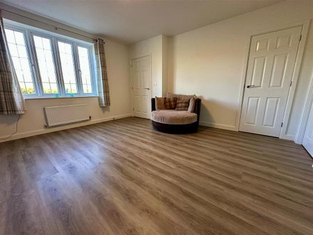 3 bedroom property to rent - Photo 4