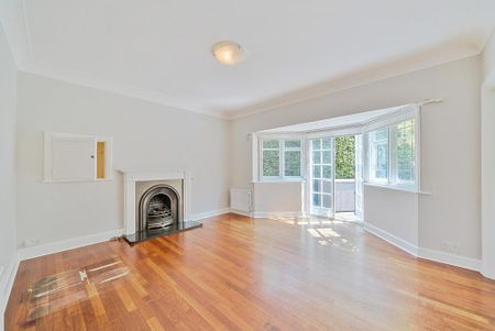 5 bedroom detached house to rent - Photo 3