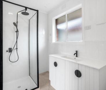 Register To Inspect // Stylish, Spacious & Exceptionally Convenient... - Photo 6