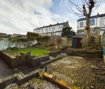 Semi-detached house to rent on - Photo 6