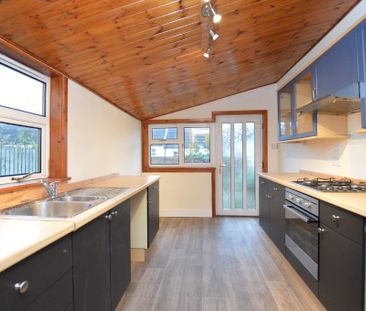 4 bedroom terraced house to rent - Photo 5