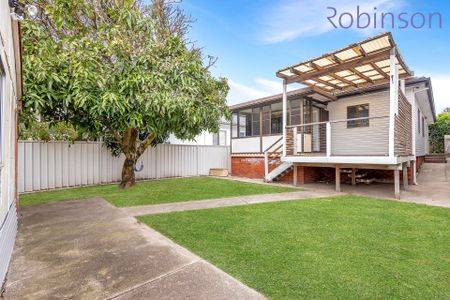 Three bedroom home in sought beach side suburb just over 1km to Redhead Beach - Photo 3