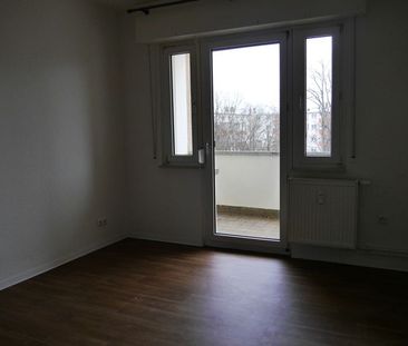 ﻿Schöne 2-Zimmer-Wohnung mit Tageslichtbad und Balkon im Limes-Quar... - Photo 2